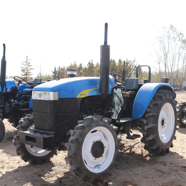 International New Holland SNH754 4WD trator