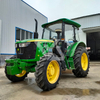 Utilizou o popular trator John Deere 5E-954