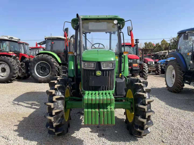 Usado multifuncional John Deere 5-904 90HP 4WD Tractor