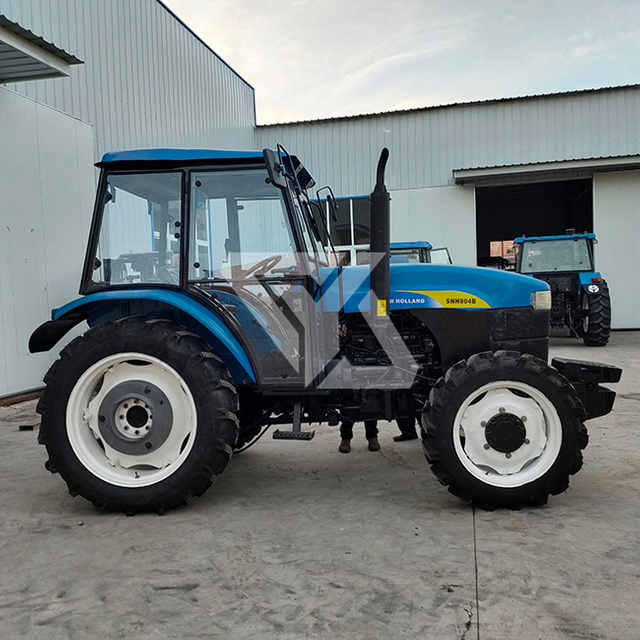 Utilizou o New Holland SNH804 Tractor 4WD e Equipamento Agrícola de 80hp Trator