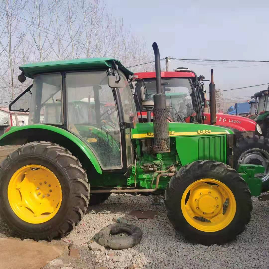 Produtos da categoria Tratores John Deere novos e usados à venda