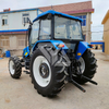 90hp usou o trator New Holland SNH904 4WD com táxi